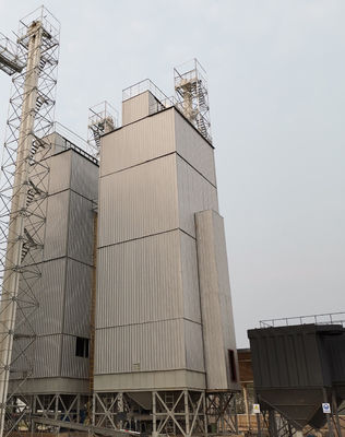 5000-7000 kJ/kg Consommation de chaleur Machine de séchage de riz avec une irrégularité de séchage ≤1,5% et une plage de température de l'air chaud de 45 à 80 °C