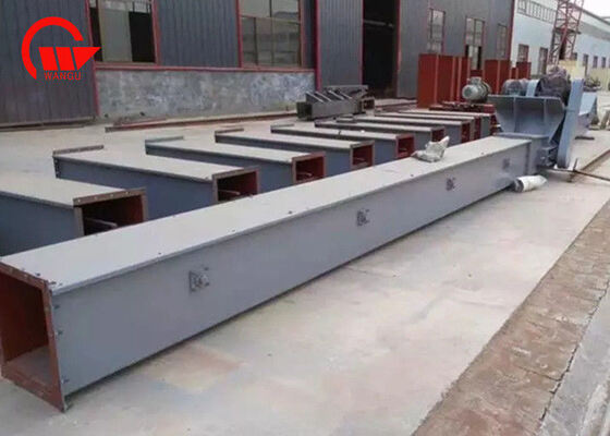 An automatic feeding and discharging conveyor machine, specially used for feeding and transporting materials to dryers.